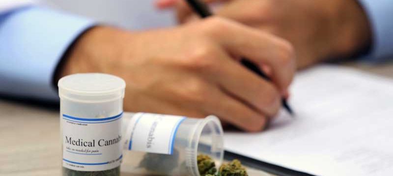 Cannabis-Ärzte-verschreiben