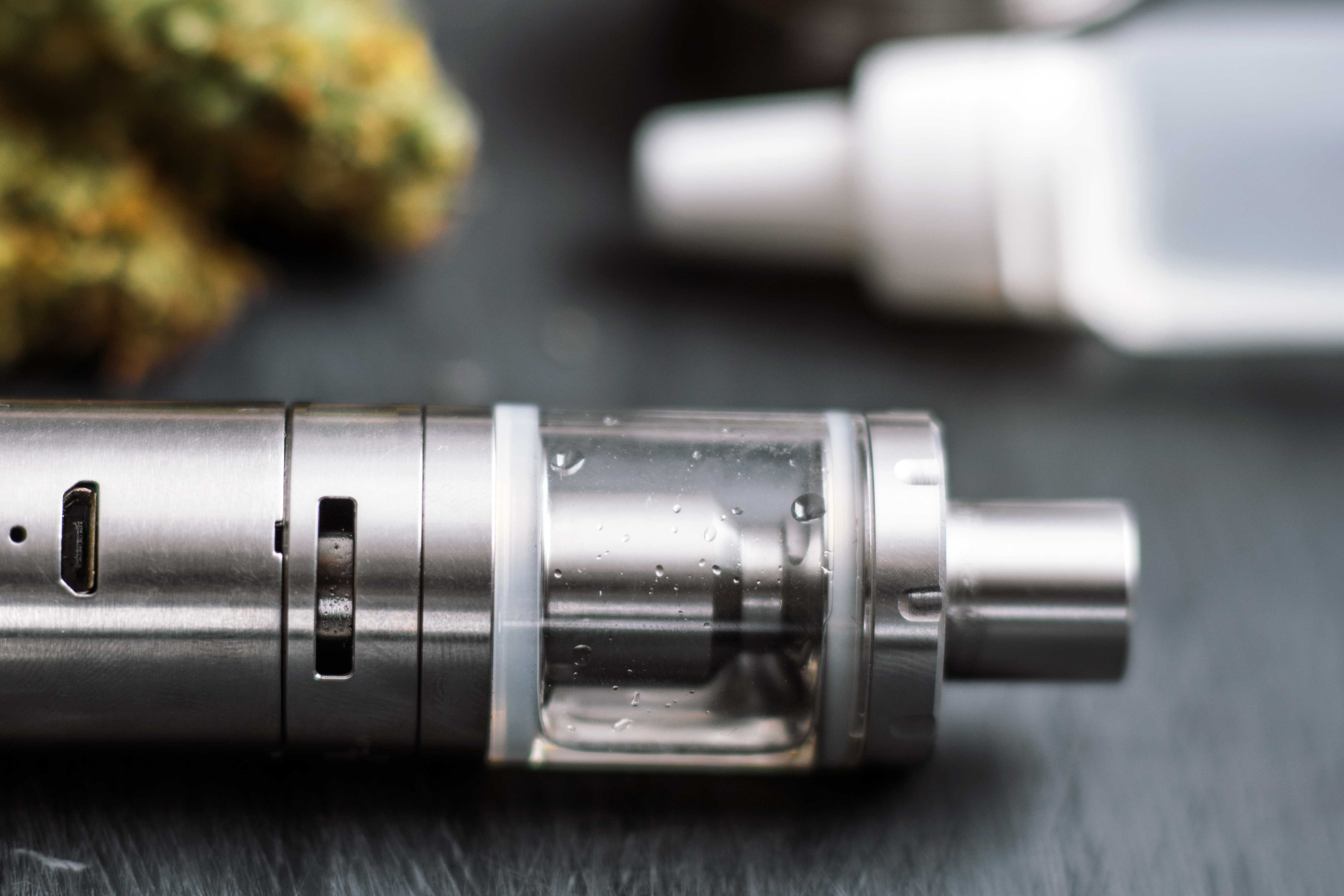 CBD Liquids – Mit Dampf durch den Alltag