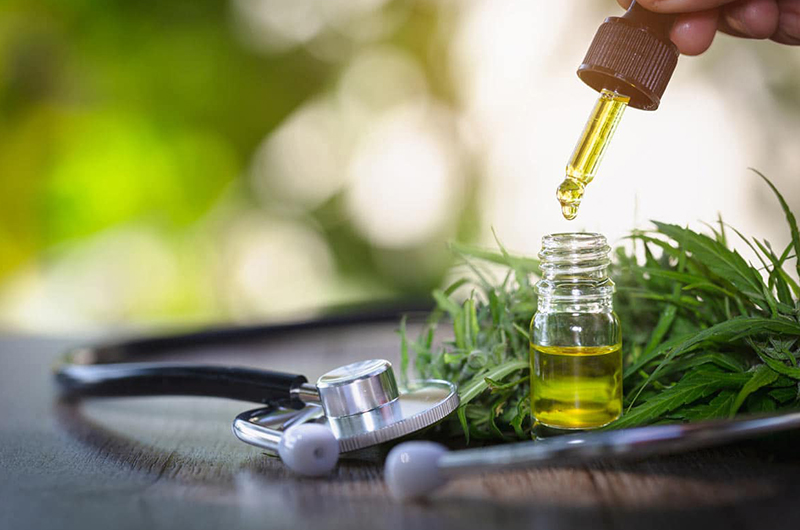 Podcast: CBD als Therapieform – Interview mit Dr. Tim Shu
